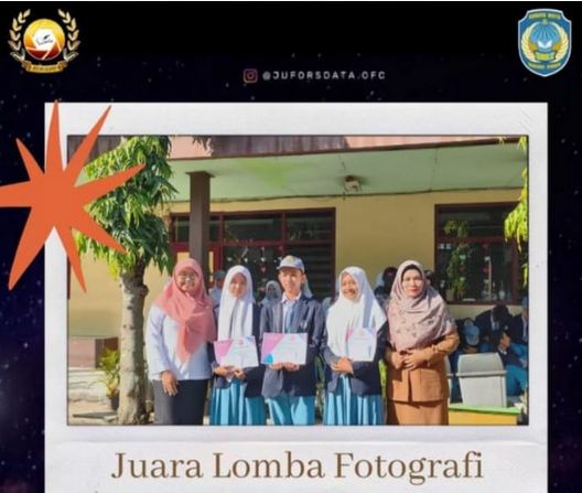 Pemenang Kontes Foto "SENANDIKA ARKAMAYA" Franscois Matthew, Dea Aulia Septiana, dan Nadya Fellyshatul shalwa