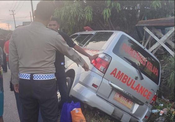 ambulan kecelakaan di bangka belitung