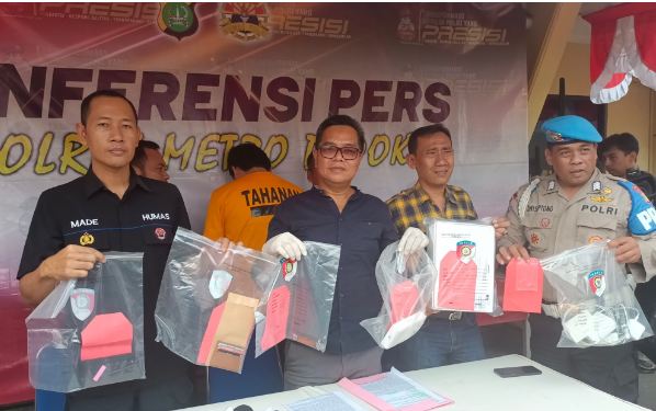 Pers Conference Pembunuhan Mahasiswa UI