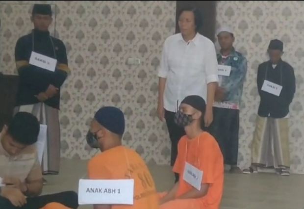 Kuasa Hukum Tersangka Penganiayaan Santri Banyuwangi Ajukan Diversi Restorative Justice