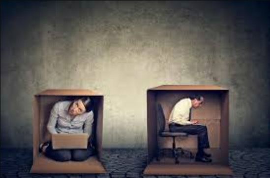 Karakteristik dan Potensi Kepribadian Introvert di Tempat Kerja