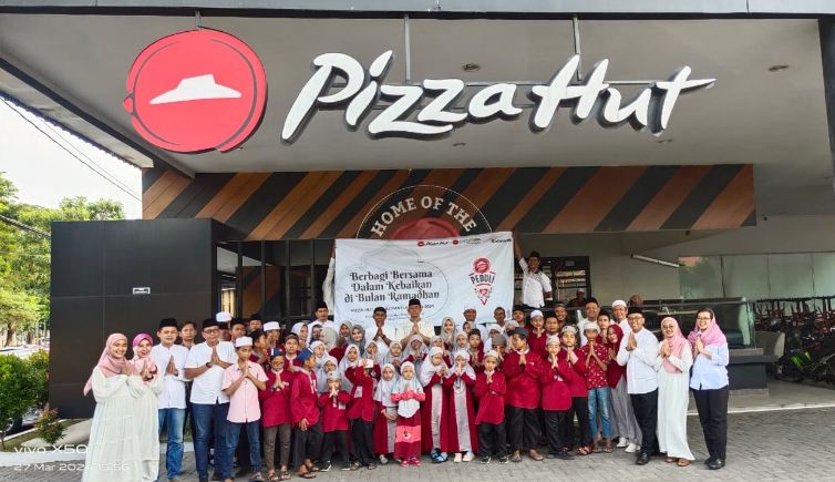 Pizza Hut Sambut Bulan Ramadhan dengan Berbagi Kebahagiaan bersama Anak Yatim Piatu