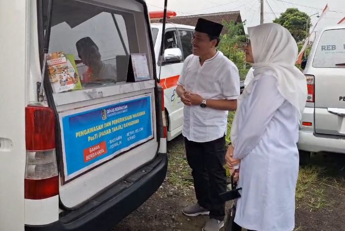 Sampel Makanan dan Minuman di Pasar Takjil Ramadan Banyuwangi Layak Konsumsi