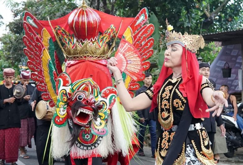 Tradisi Ritual Adat Barong Ider Bumi Kemiren Sukses Digelar