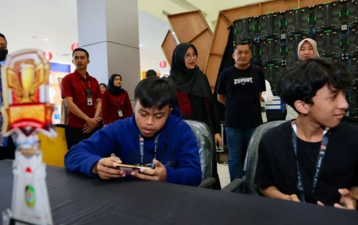 BanyuwangiE Sport Competition