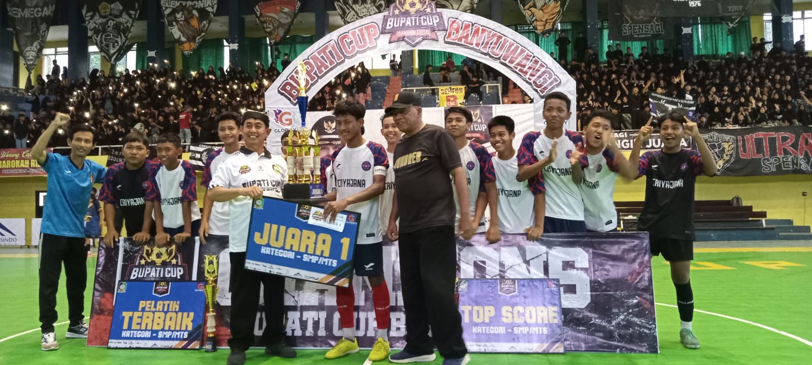 SMPN 1 Giri Raih Juara Turnamen Futsal Bupati Cup Banyuwangi 2024
