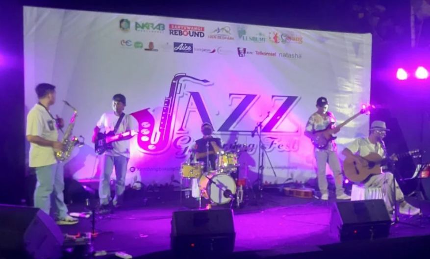 Akrab Banyuwangi Kolaborasi dengan Musik Jazz