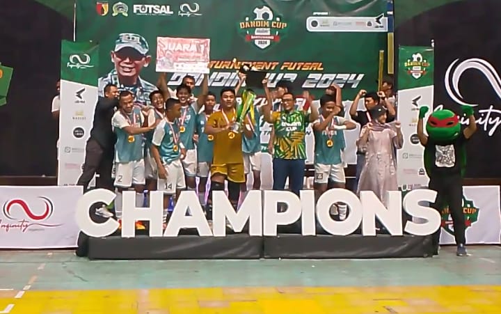 SMA Negeri 1 Pesanggaran Juara Futsal Dandim Cup 2024 Banyuwangi