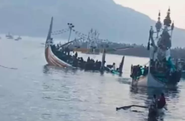 Perahu Nelayan asal Bali Nyaris Tenggelam di Pancer, Banyuwangi