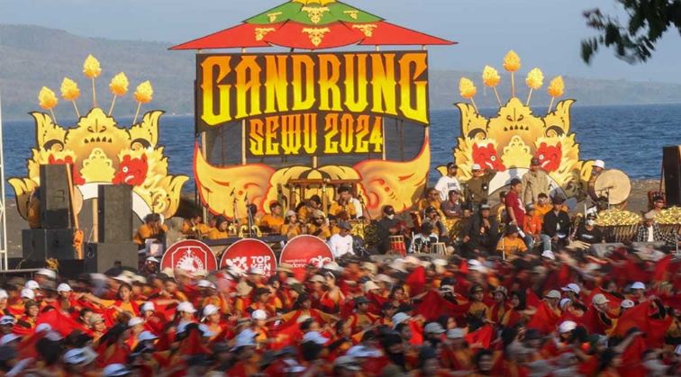 Gandrung Sewu 2024, Pagelaran Kolosal Bertema Payung Agung