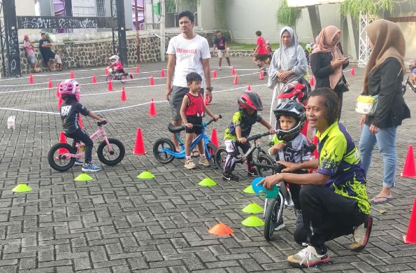Pushbike: Solusi Kreatif Mengajak Anak-anak Berolahraga di Era Gadget
