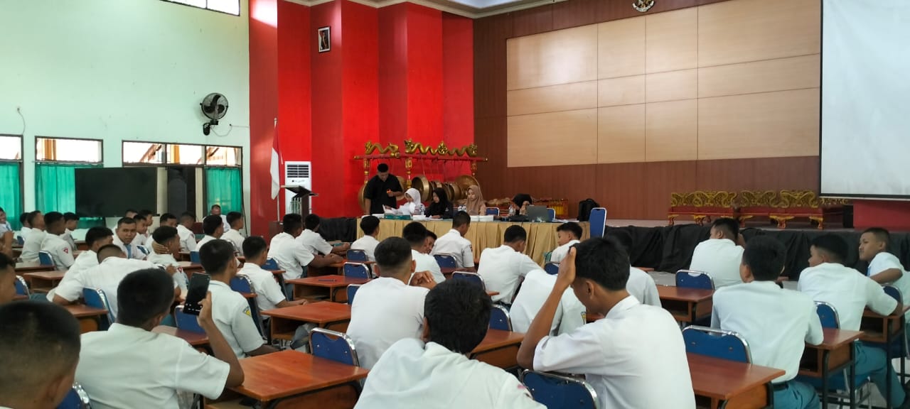 SMK Muhammadiyah 8 Siliragung Buka Jalan Siswa ke United Tractors School