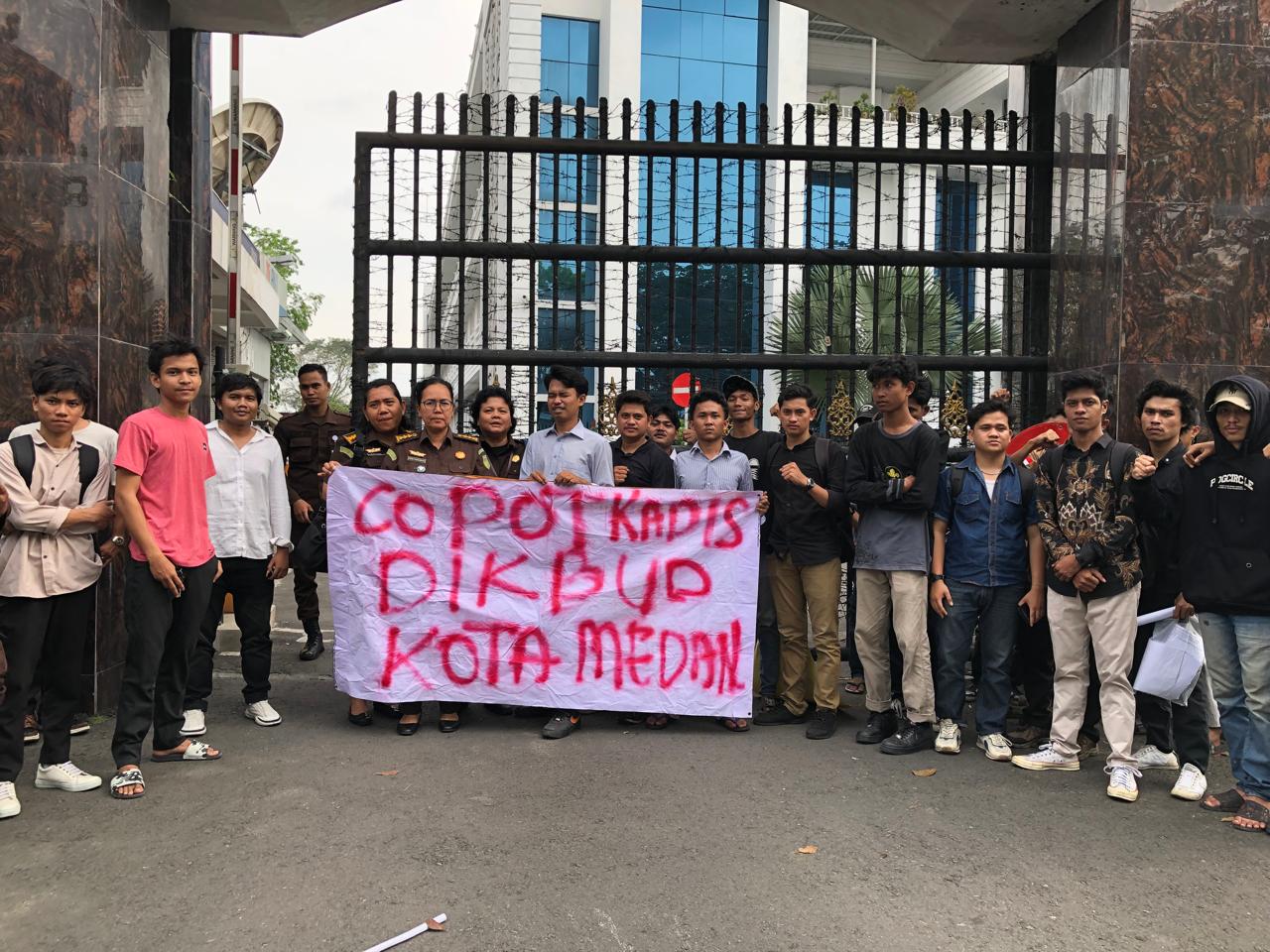 HIPMASU Gelar Aksi Unjuk Rasa Jilid II, Desak Transparansi Tender Ramadan Fair di Medan