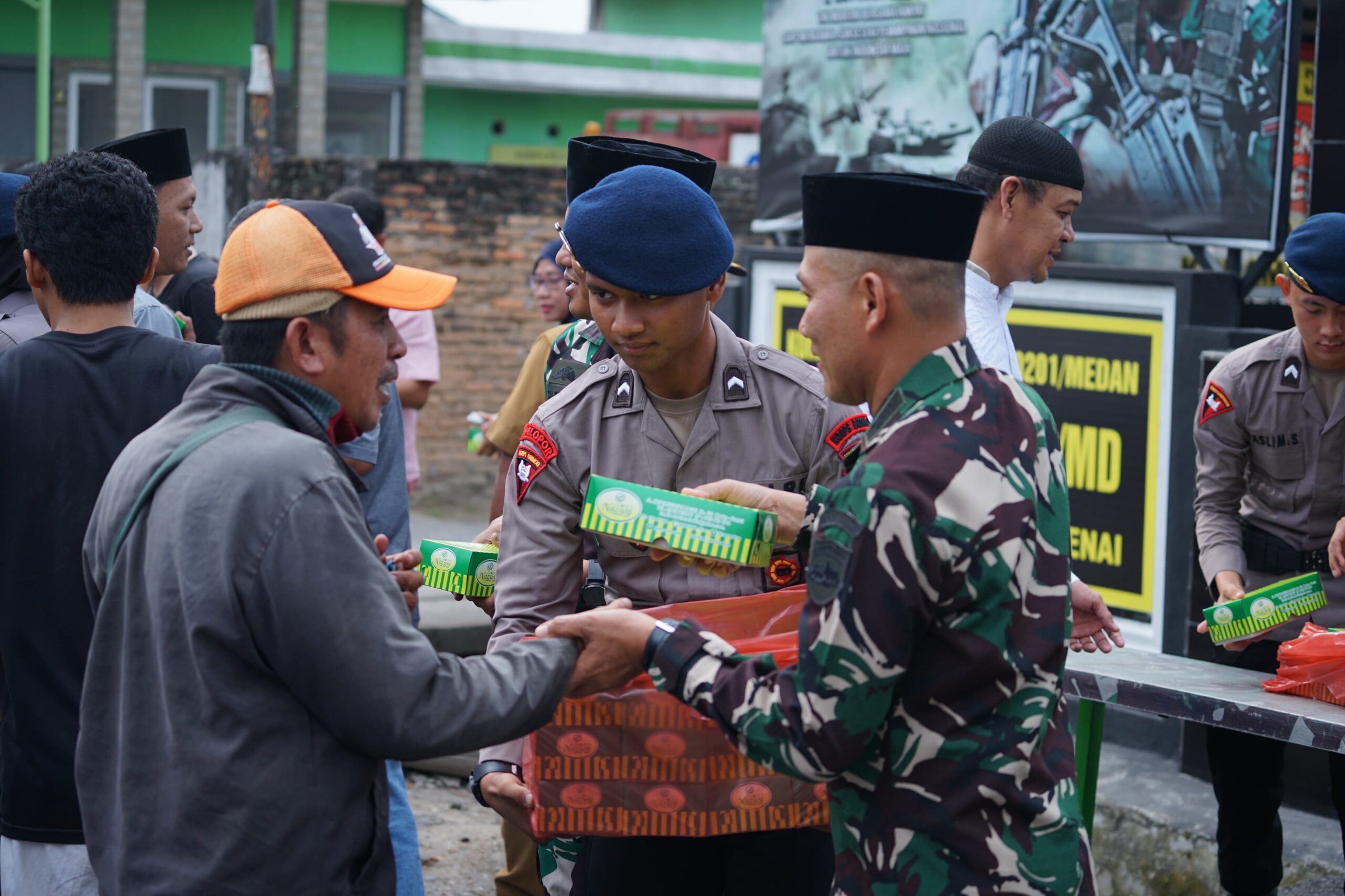 Sat Brimob Polda Sumatera Utara Safari Ramadan bersama unsur TNI