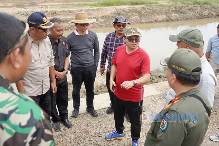Wakil Bupati Karo Tinjau Kawasan Pengembalaan Nodi dan Lahan Pertanian Terdampak Banjir