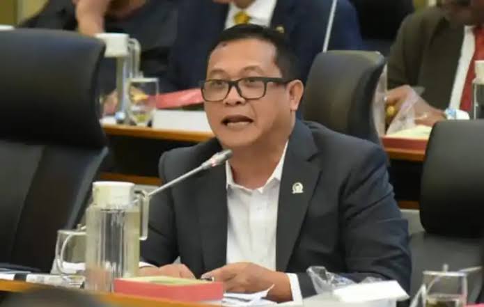 Anggota Komisi IV DPR RI, Sonny T. Danaparamita, dari Fraksi PDI Perjuangan