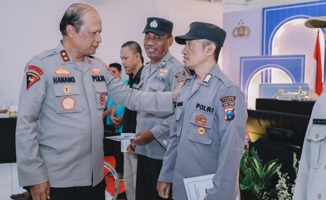 Kapolda Jatim, Irjen Pol Drs. Nanang Avianto, M.Si, menyampaikan arahan strategis kepada jajaran Polres Tuban