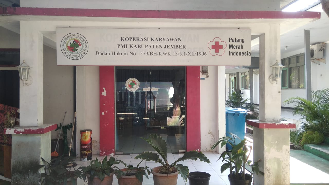 PMI Jember Dituding Gaji Outsourcing di Bawah UMK