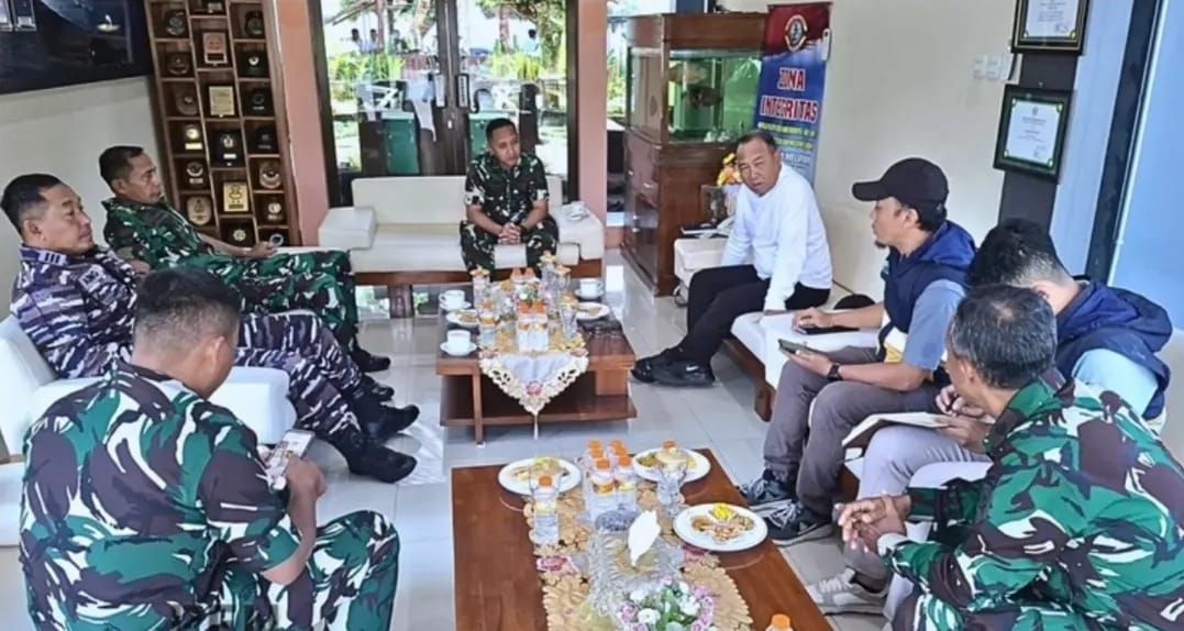 kunjungan kerja Wabup, Ir. H. Mujiono, M.Si, beserta jajaran di Markas Komando (Mako) Lanal Banyuwangi,