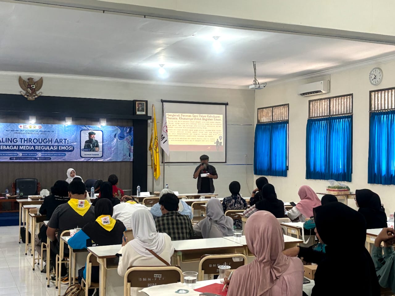 KSR PMI Unit UNEJ Gelar Seminar Seni dan Kesehatan Jiwa