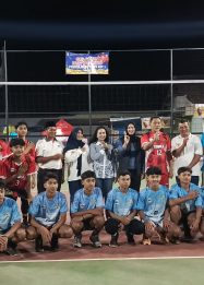 Kapolresta Banyuwangi bersama Forkopimcam, TNI Polri, dan perangkat desa membuka Kades Sempu Cup I