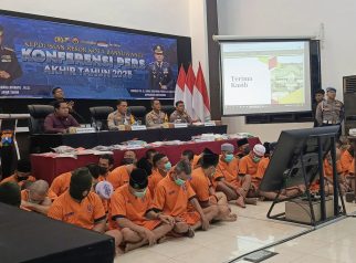 Kapolresta Banyuwangi menyampaikan rilis akhir tahun 2025