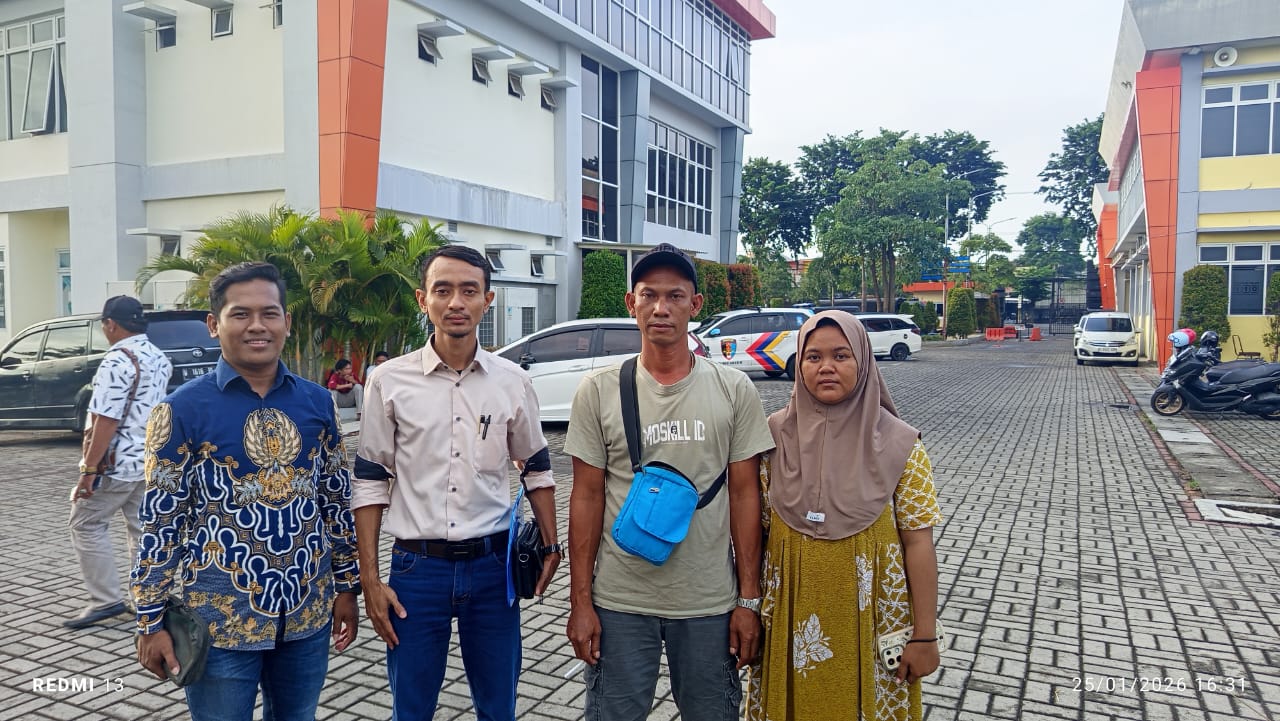 Korban kasus penipuan segitiga