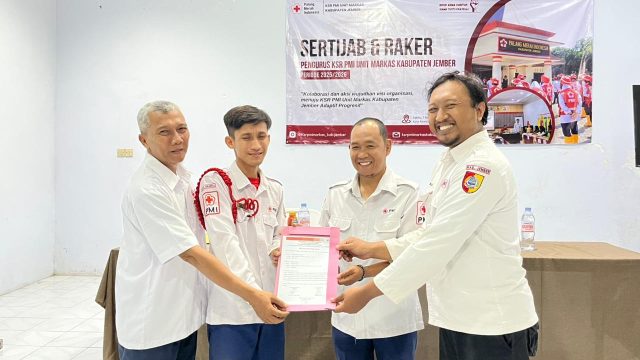 Sertijab kepemimpinan KSR Unit Markas PMI Kabupaten Jember,