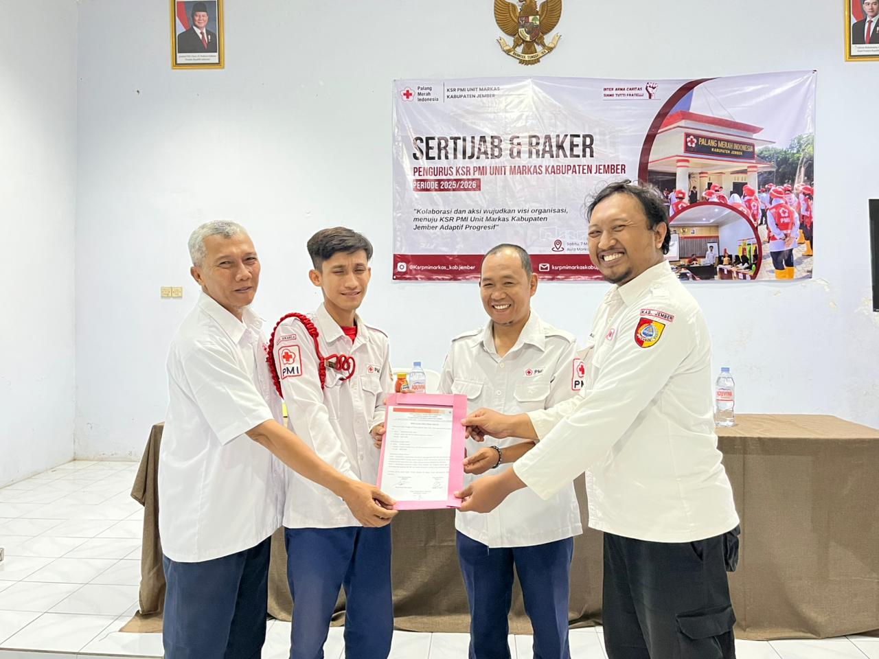 Sertijab kepemimpinan KSR Unit Markas PMI Kabupaten Jember,