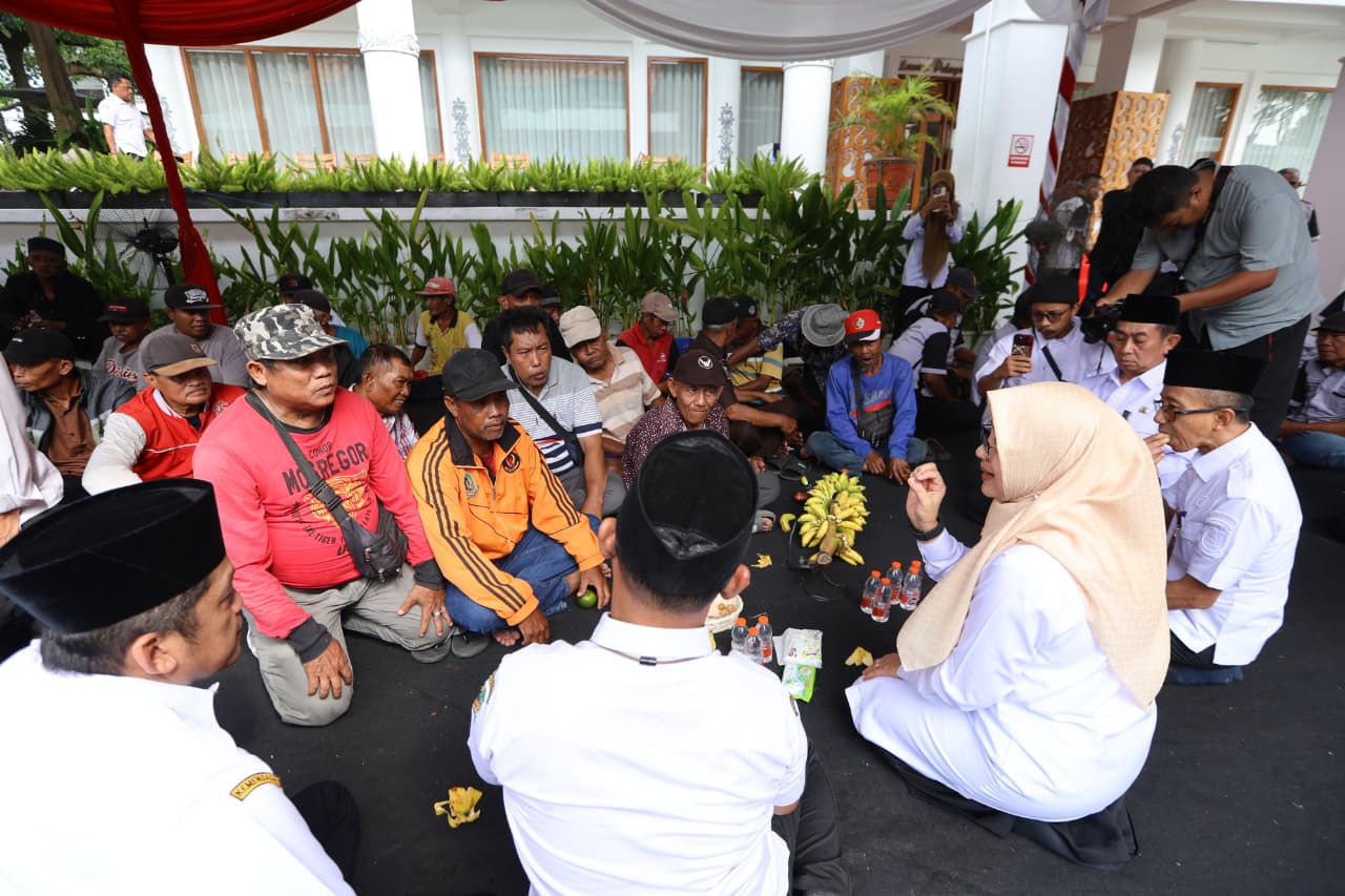 Bupati Banyuwangi Ipuk Fiestiandani menggelar halal bihalal