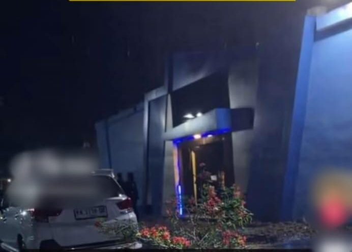 Tempat Hiburan Malam (THM) Blue Night