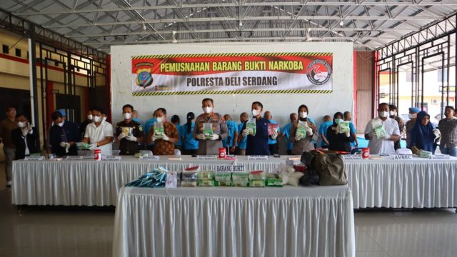 Polresta Deli Serdang Musnahkan Barang Bukti Sabu, Ganja dan Ekstasi