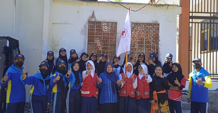 Palang Merah Remaja SMPN 1 Silo - Jember Palang Merah Remaja SMPN 1 Silo - Jember