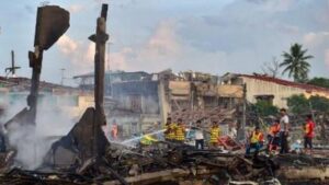 ledakan gudang kembang api di thailand