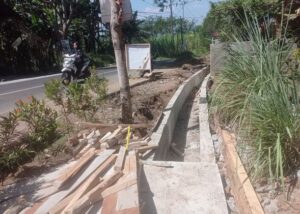 Pembangunan Drainase di Wilayah Wagir