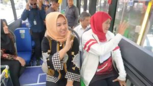 bus Trans Jatim beroperasi dilengkapi teknologi AI