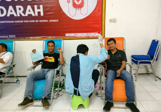 Donor darah sukarela Balai Pemasyarakatan Kelas II Jember