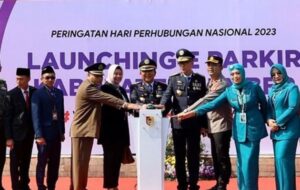 Bupati Jember Resmikan Penggunaan E-Parkir untuk Plat Luar Daerah