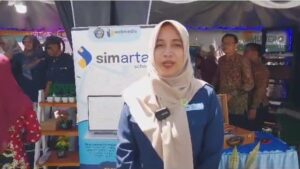 Fahima Sholatin, Kepala sekolah SMK Muhammadiyah 6 Rogojampi