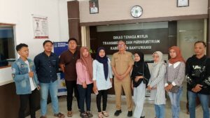 Karyawan Bakso Kondusif mengadu ke Disnaker Banyuwangi