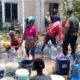 PMI Bagikan 390 ribu Liter Air bersih