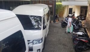 KPK Geledah Kantor CV Arta Guna di Jember