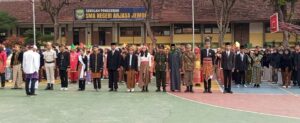 Memperingati Hari Pahlawan 10 November 2023, SMA Negeri 1 Arjasa Gelar Upacara