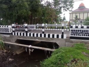 Jembatan Penghubung Desa Sapto Renggo dan Asrikaton di Kabupaten Malang