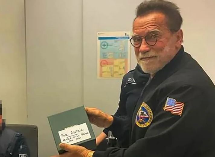 Arnold Schwarzenegger Ditahan di Bandara Munich karena Jam Tangan Mewah