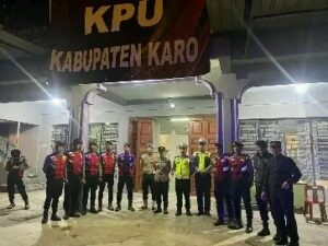 Polres Tanah Karo Patroli siaga pengamanan Logistik Suara Pemilu