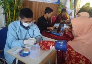 SMAN Pakusari Jember Gelar Aksi Kemanusiaan Donor Darah