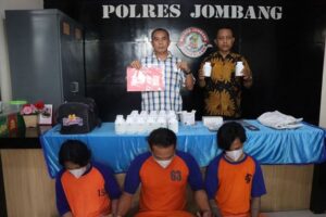 Tiga Bersaudara Ditangkap saat Pesta Narkoba di Jombang