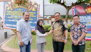 Aksi Solidaritas KJJT, Kirim Karangan Bunga Sebagai Bentuk Apresiasi