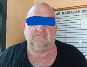Bule Buronan Kasus Penganiayaan Di Banyuwangi Berhasil Diamankan Polsek Bangorejo